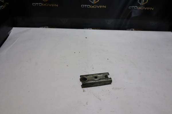 FORD TRANSİT 460 ED ÇIKMA PARÇA TRANSİT V363 ENJEKTÖR AYAĞI